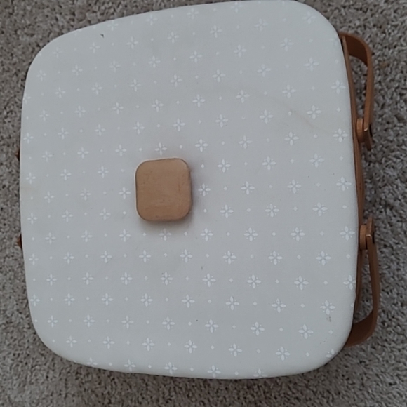 Longaberger Basket - Picture 2 of 4